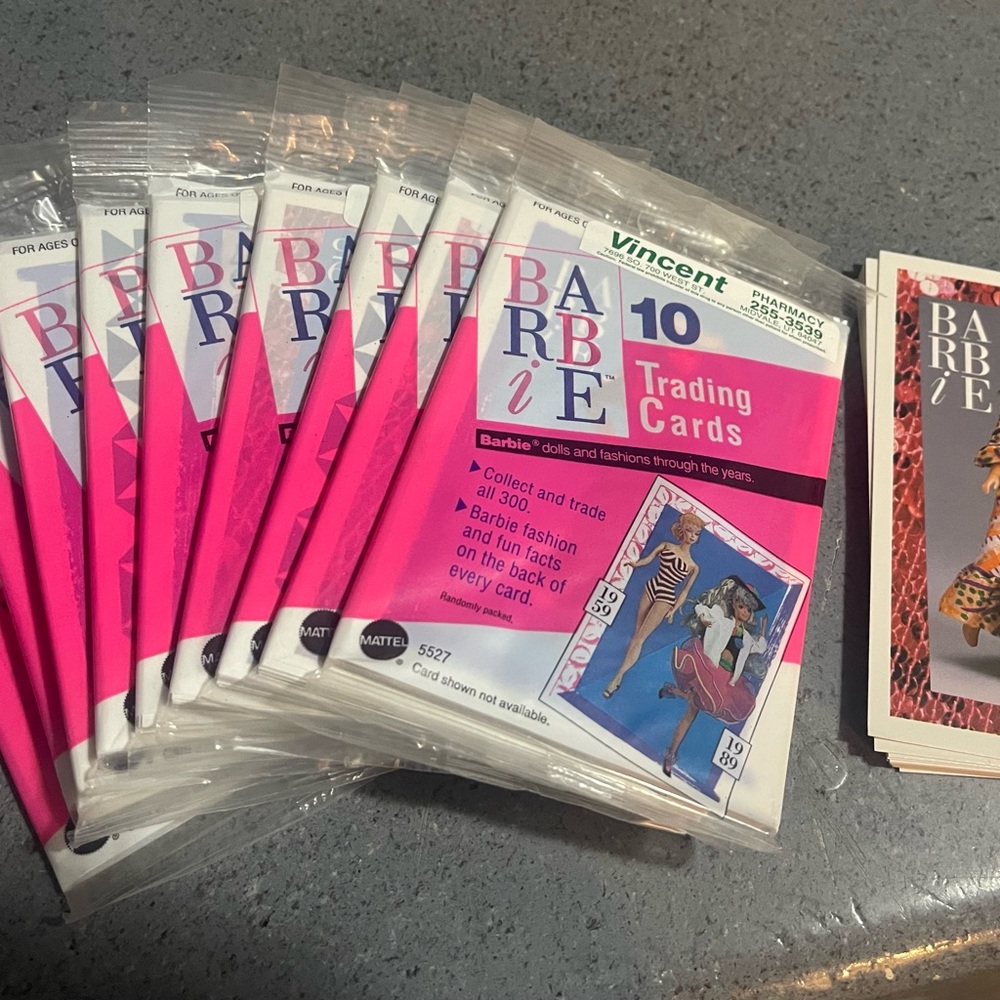 Barbie Fashion Trading Cards Box - Pink and White